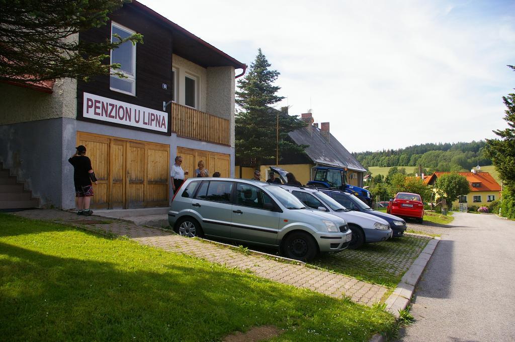 Přední Výtoň Penzion U Lipna מראה חיצוני תמונה